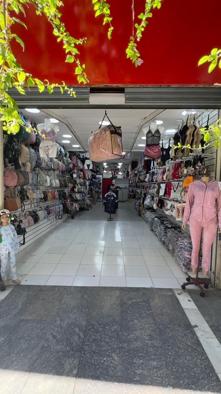 Local Indumentaria Femenina