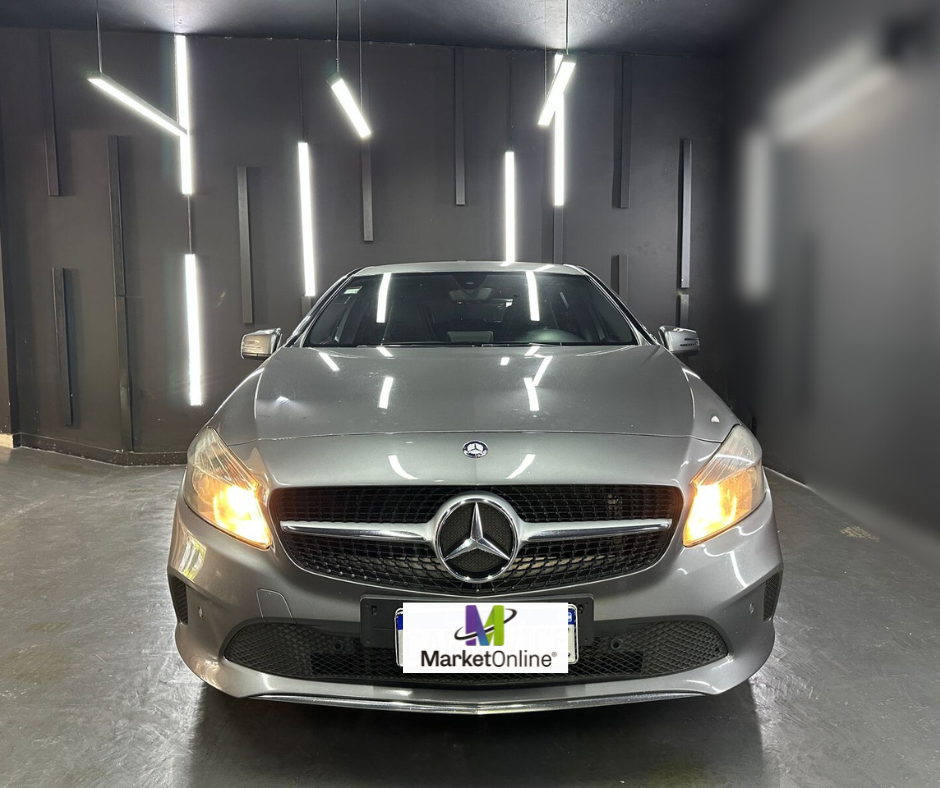 MERCEDES BENZ A 200 BLUEEFFICIENCY URBAN T L13
